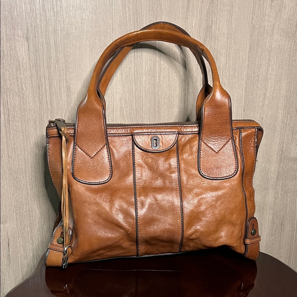 FOSSIL Vintage Reissue Weekender Brown Distressed Leather Shoulder Handbag
